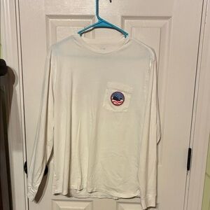 Vineyard Vines White Shirt with USA Whale Patch Men’s Medium